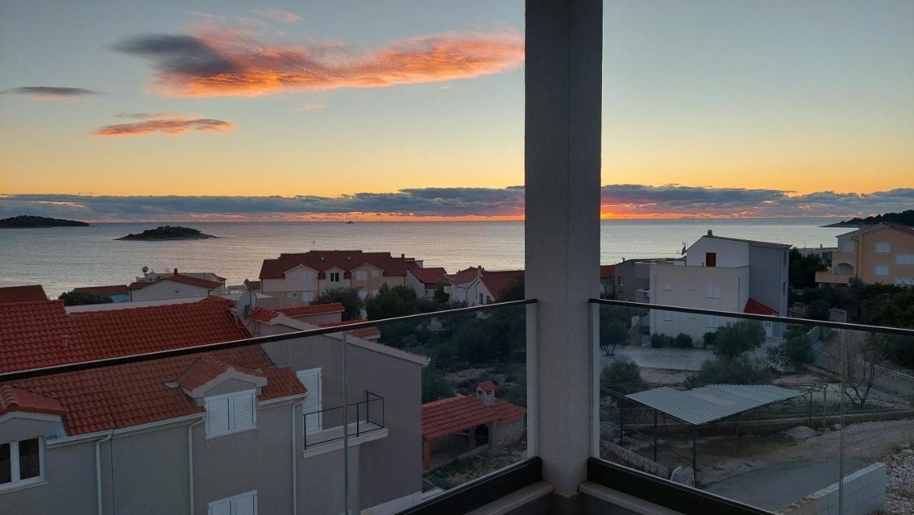 Ferienwohnung Penthouse Dream Look Rogoznica  Exterior foto